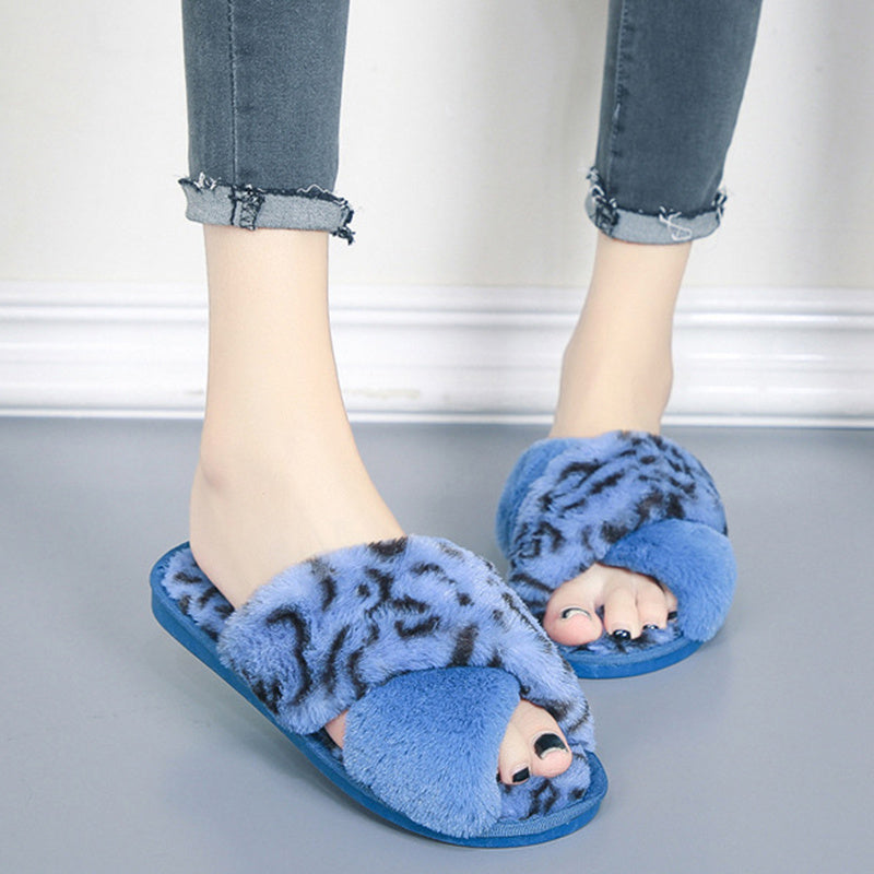 Women’s Fleece Lined Leopard Slippers Soft Indoor Flat Shoes
